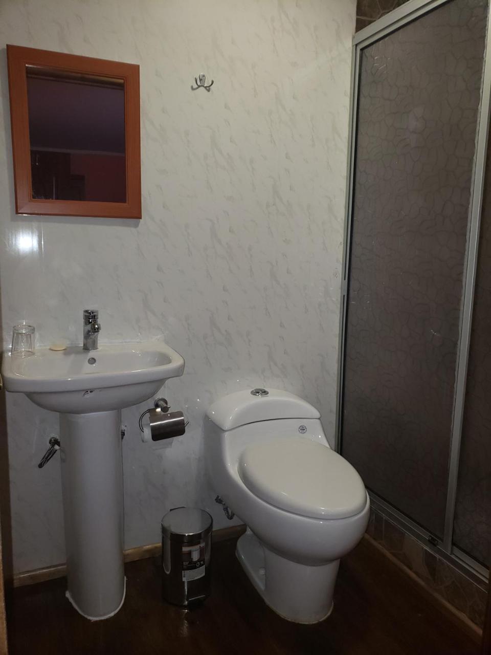 Hostal Nataly Puerto Natales Ngoại thất bức ảnh